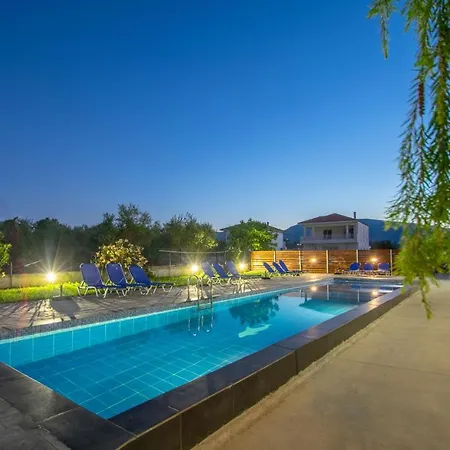 Brunswick - Pool & Beach Apartman Laganász
