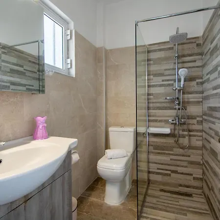 Apartman Brunswick - Pool & Beach