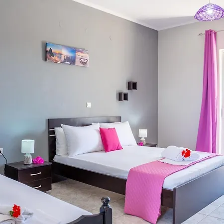 Brunswick - Pool & Beach Apartman Laganász